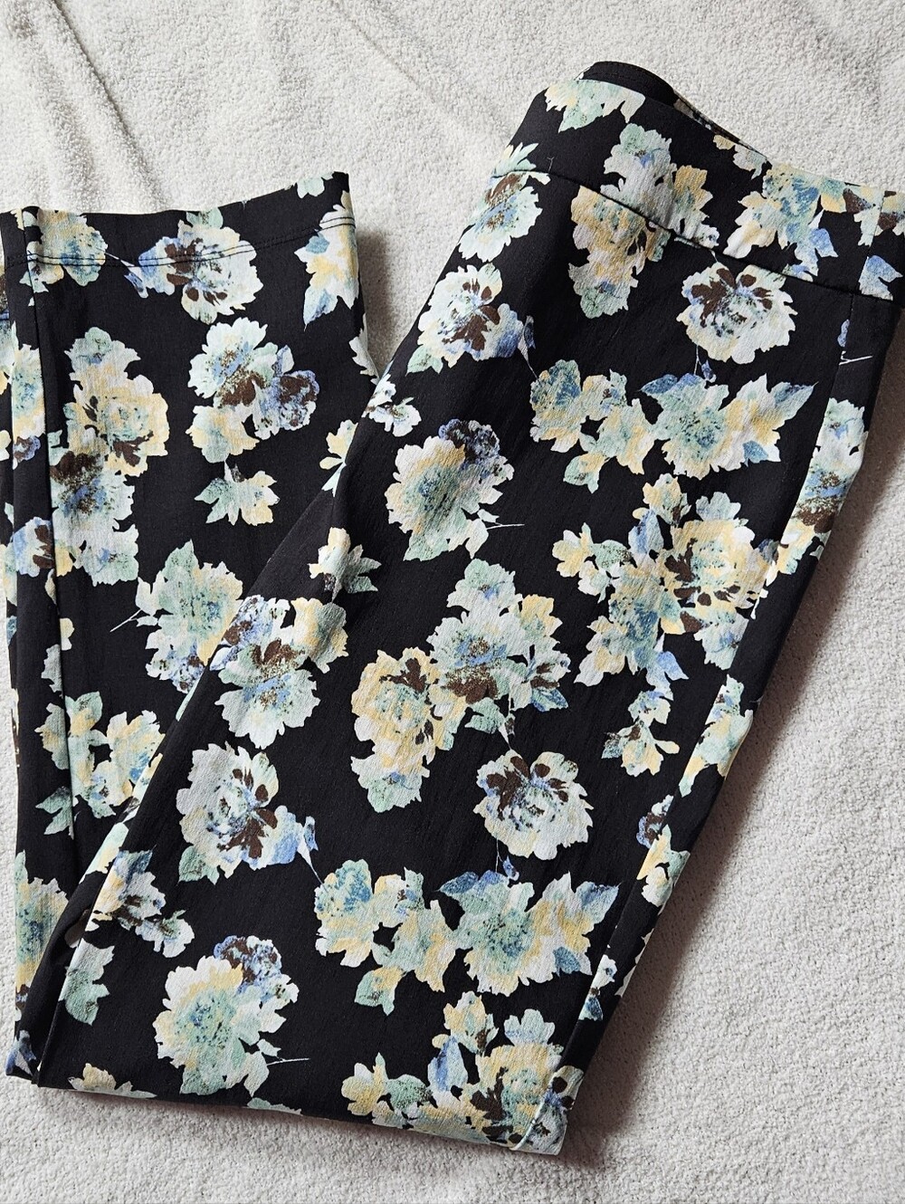 Women's Black Floral Stretch Capris with Yellow & Blue Blooms